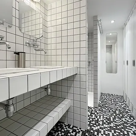 Charming Atypical - Gare De L'est Apartment *
